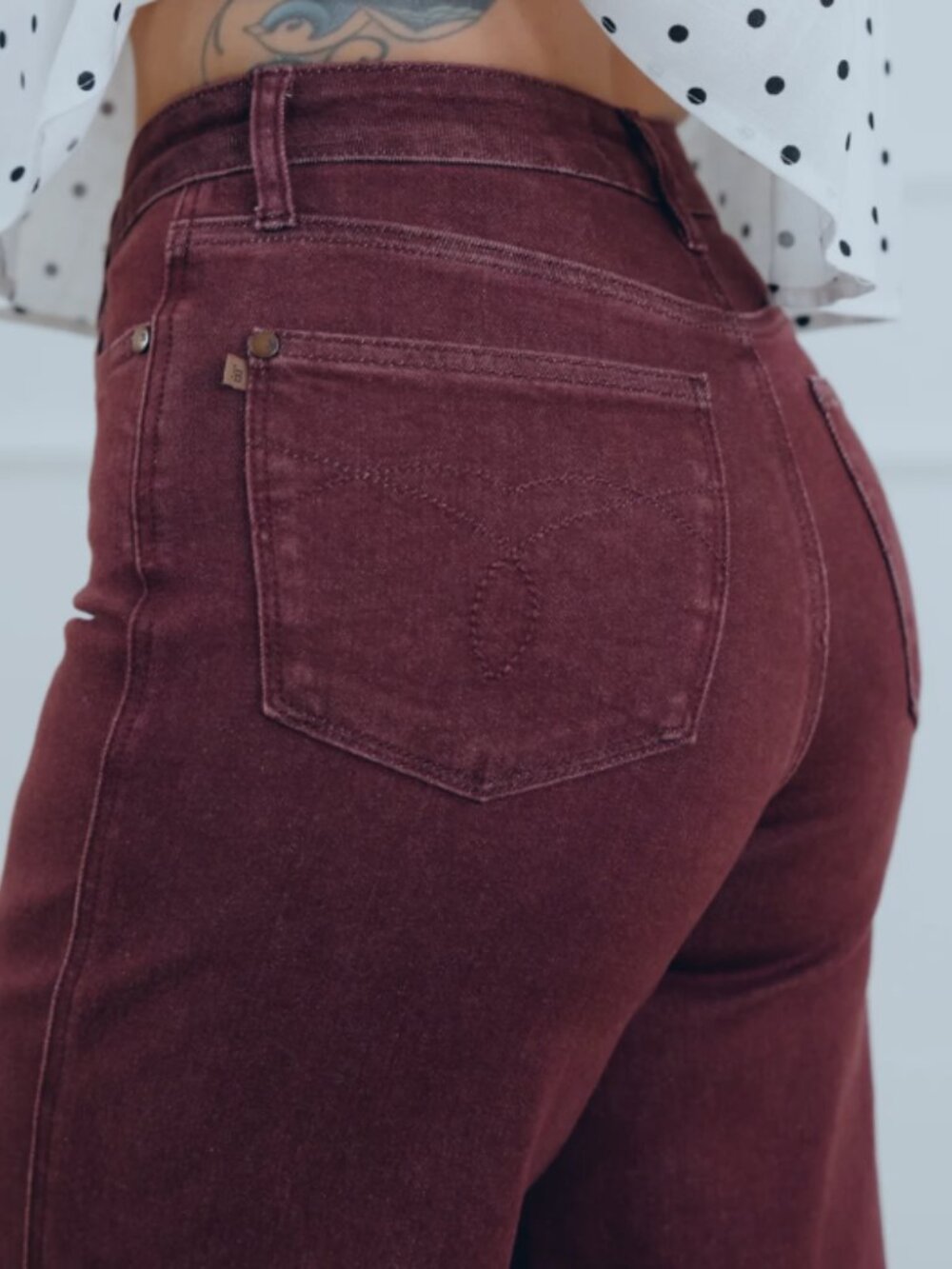 106 Judy Blue High Rise Burgundy Retro Wide Leg Jeans with Twisted Seams - Picture 5 of 8